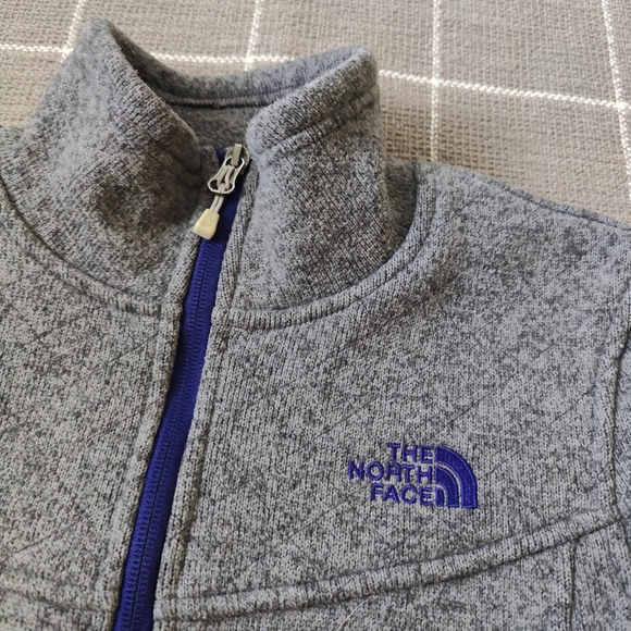 The North Face Pullover Fleece Quarter Zip Sweater - Picture 5 of 8